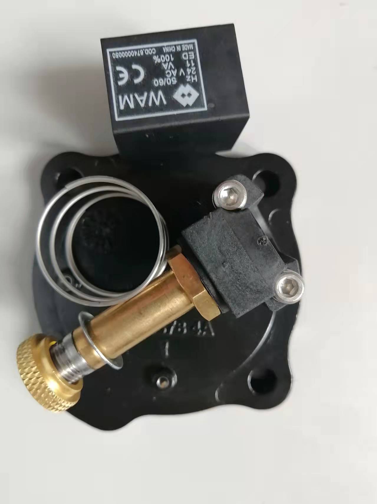 The electromagnetic valve